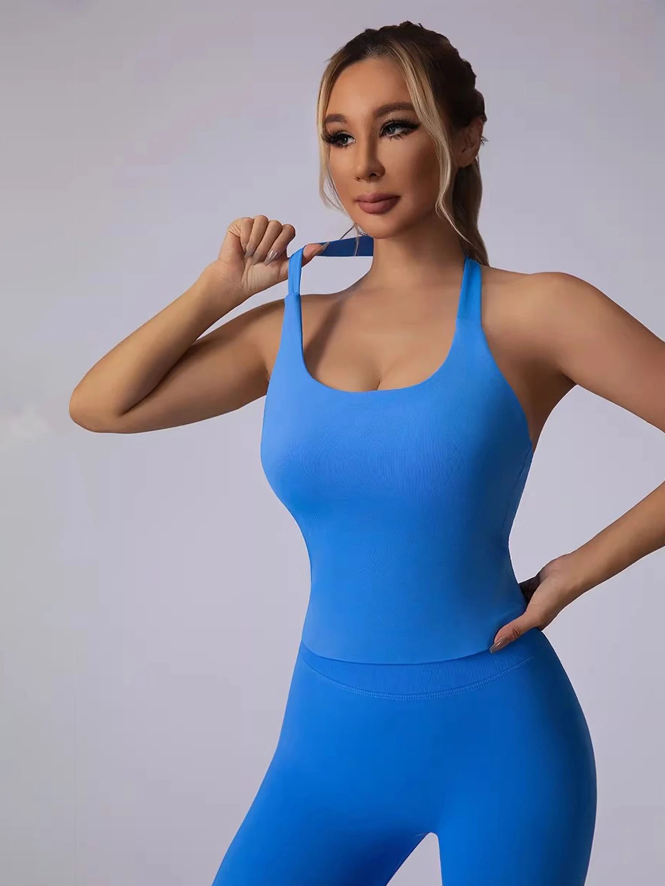 Top Cropped Halter Pescoço com Bojo — Costas Abertas e Suporte Total
