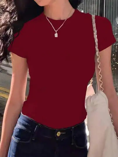 Camiseta Slim Fit Manga Curta — O Básico que Não É Comum