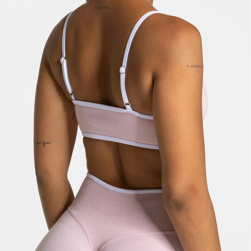 Top Fitness Alça Fina Knit com Bojo — Costas Abertas e Toque Suave