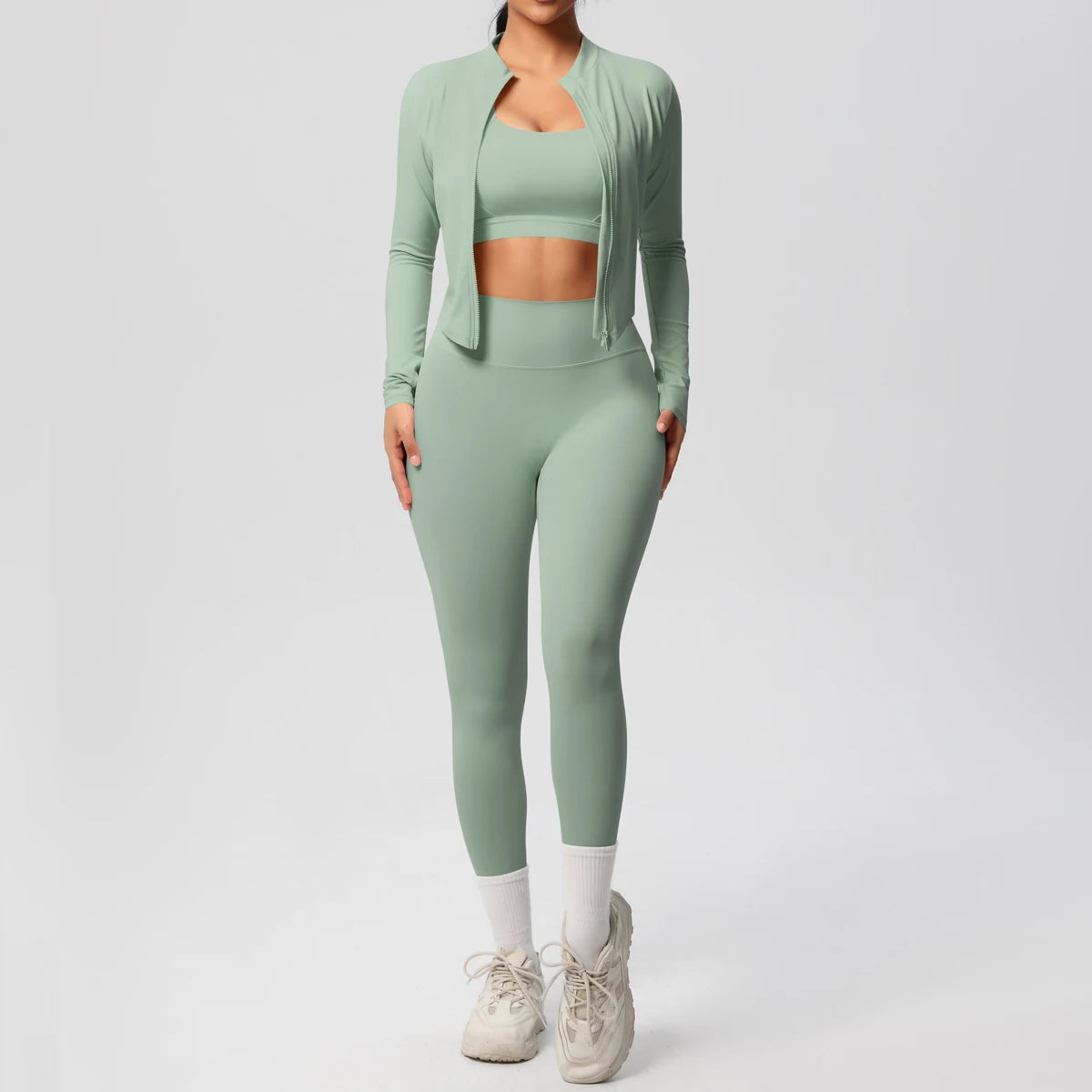 Conjunto Esportivo 3 Peças — Top + Jaqueta + Legging de Alta Performance