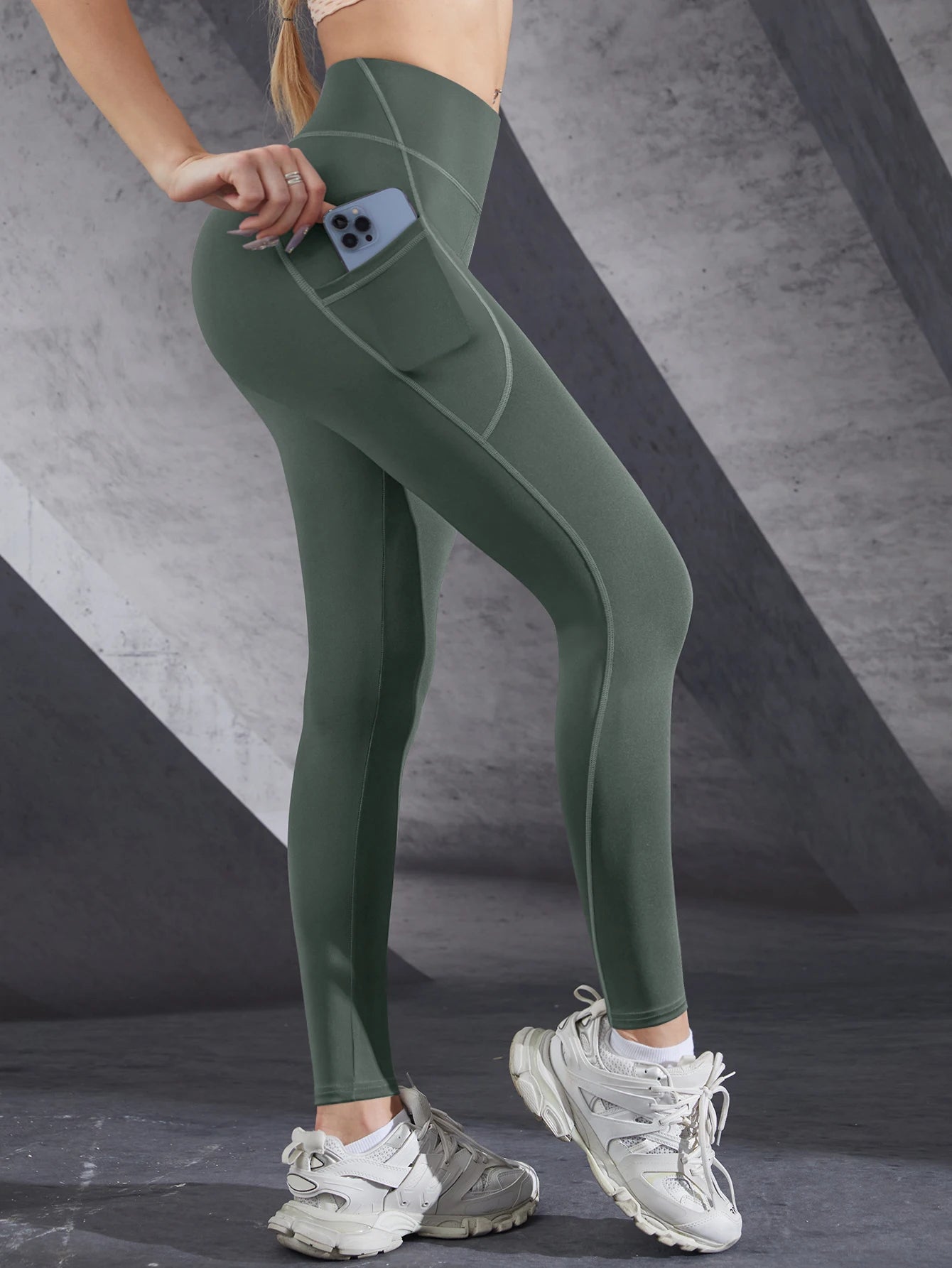 Legging Cintura Alta com Bolsos Push Up