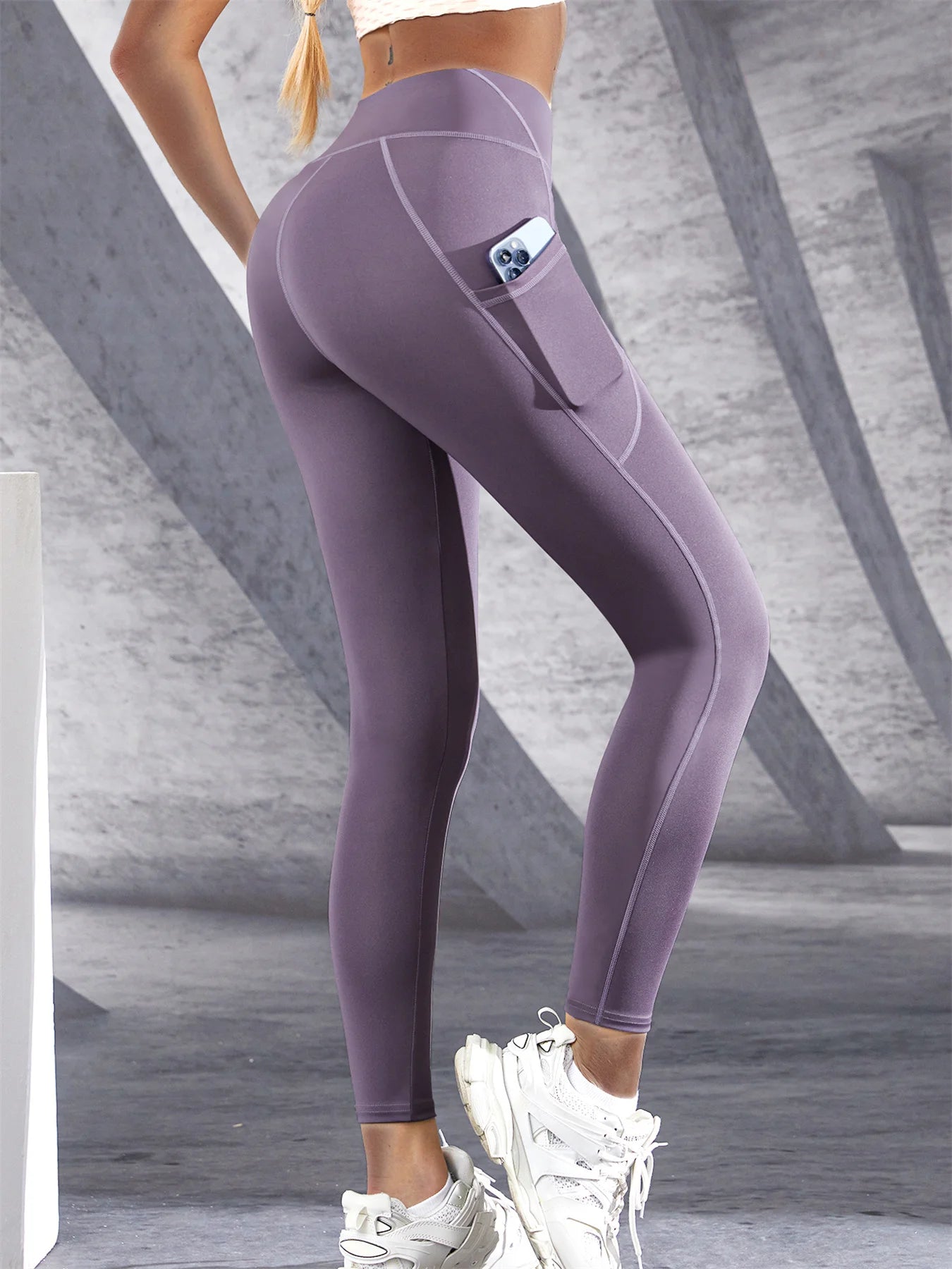 Legging Cintura Alta com Bolsos Push Up